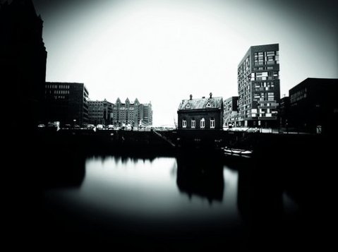 The Fleetschloss in Hamburg, Germany, photgraphed with a trash dumpster pinhole camera. Photo by Hans-Dieter Braatz, Christoph Blaschke and Mirko Derpmann via Treehugger